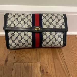 Authentic vintage gucci clutch